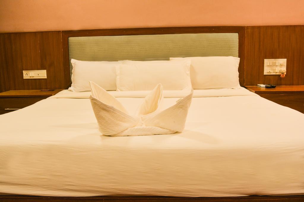 เซอรีน บูทิก โฮเต็ล Hotel บังกาลอร์ ภายนอก รูปภาพ