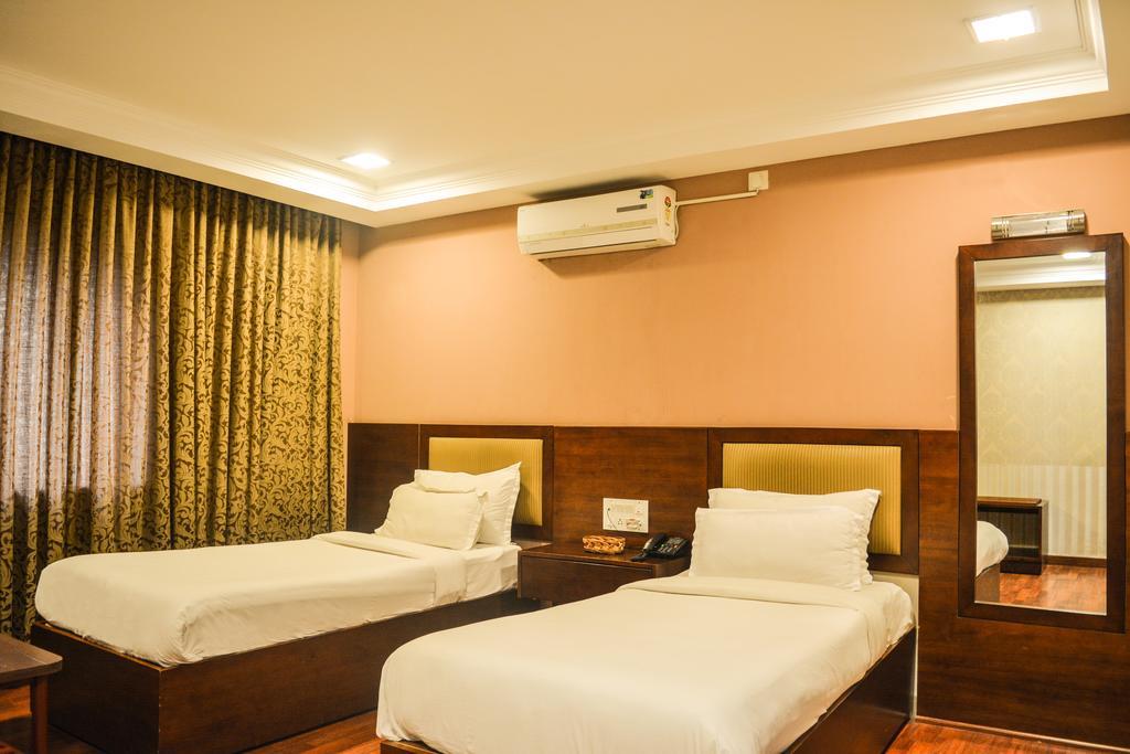 เซอรีน บูทิก โฮเต็ล Hotel บังกาลอร์ ภายนอก รูปภาพ