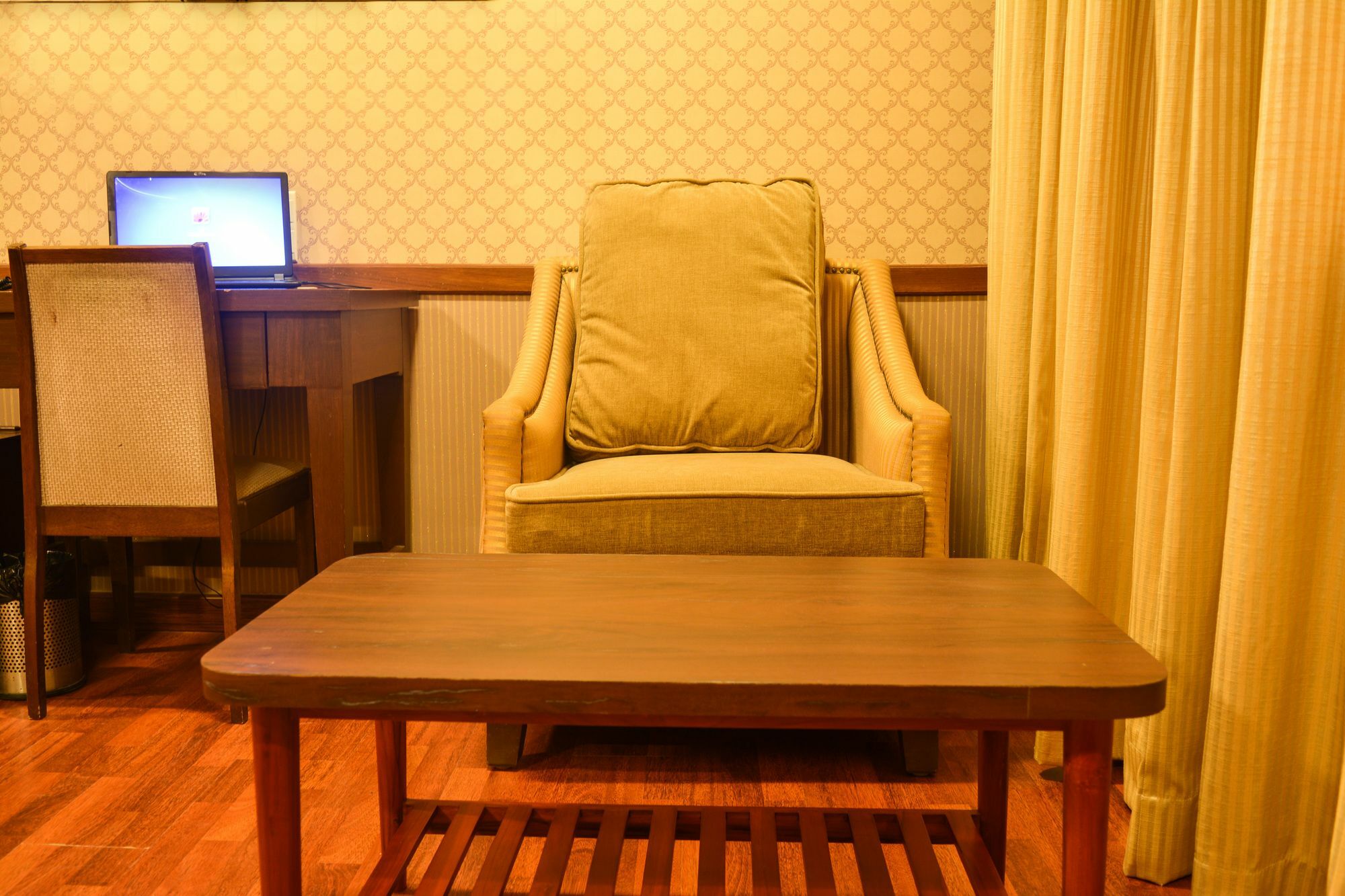 เซอรีน บูทิก โฮเต็ล Hotel บังกาลอร์ ภายนอก รูปภาพ